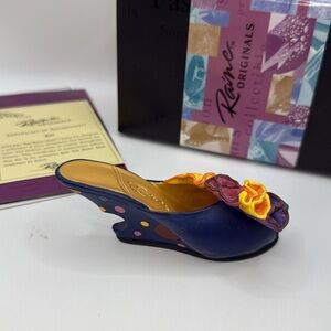 Just The Right Shoe By Raine Originals “Rio” Item 25080
Certificate, and Box
